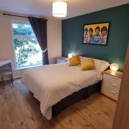 Cosy 2Br Modern Apt With Free Parking Ліверпуль Екстер'єр фото