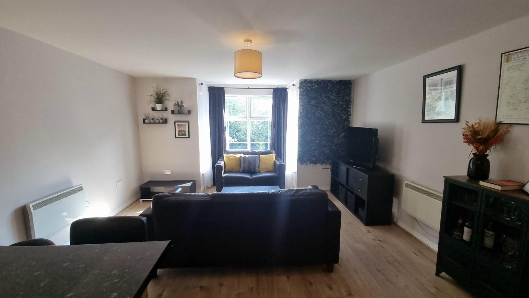 Cosy 2Br Modern Apt With Free Parking Ліверпуль Екстер'єр фото